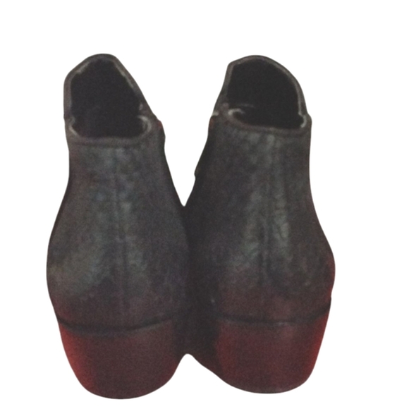 NEW Sam Edelman Black Snake Embossed Ankle Boots Booties Size 8 - Picture 6 of 9